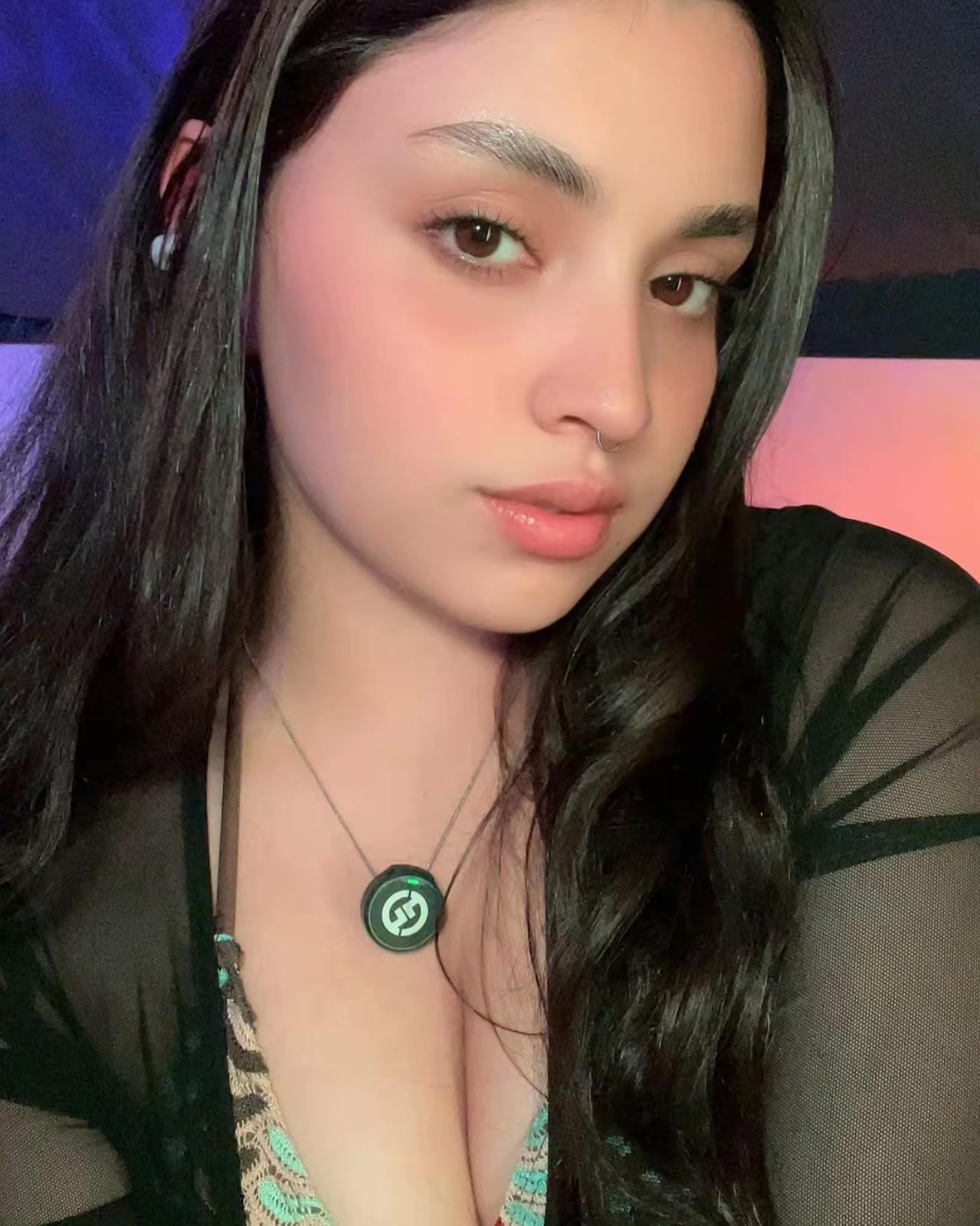 🌼 Vicky 🕹️
