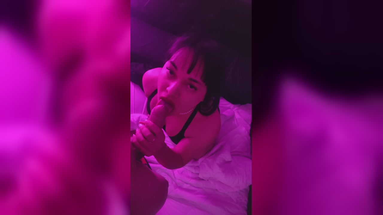Brunette Blowjob With Deepthroat And Throat Fucking